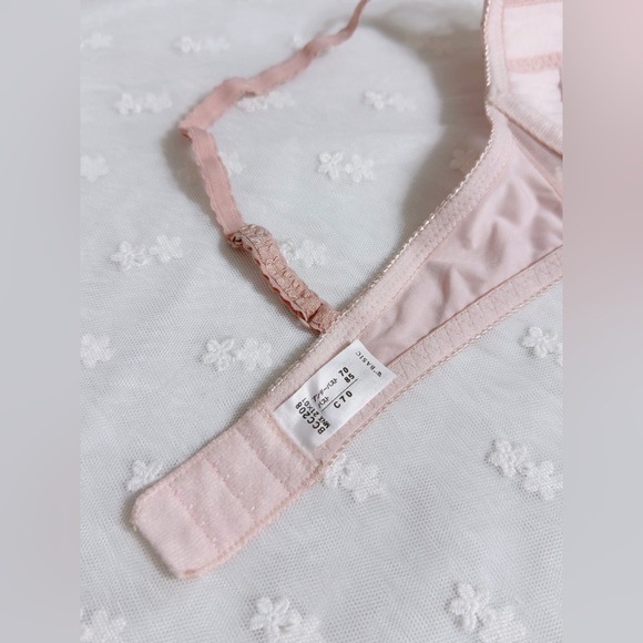 Sold Out - Picture 8 of 10